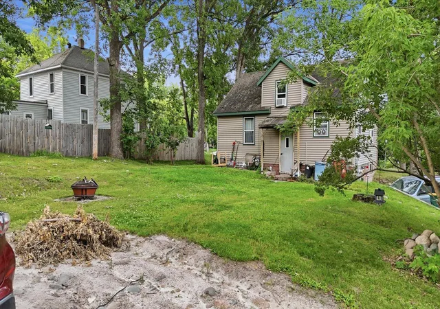 2nd image of 515 Ne 6th St, Grand Rapids, MN 55744 | MLS# 7093580