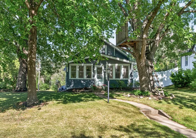 Homes for sale in Saint Bonifacius, MN | 4032 Oakland St, Saint Bonifacius, MN 55375 | MLS# 7093582