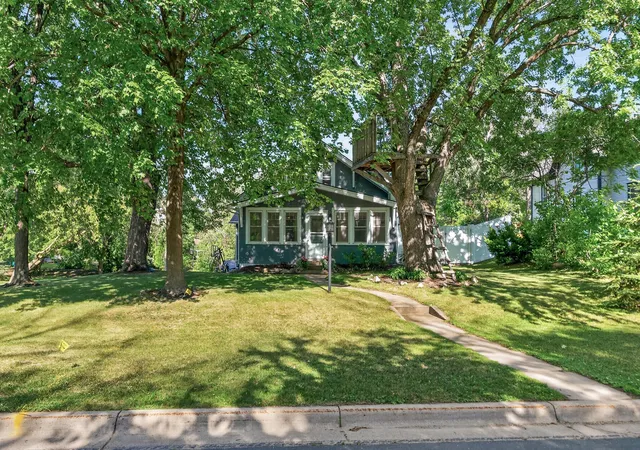 Homes for sale in Saint Bonifacius, MN | 4032 Oakland St, Saint Bonifacius, MN 55375 | MLS# 7093582