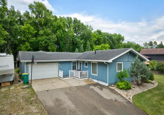 Photo 1 of Single family home for sale at 605 Sheyenne St, Horace, ND 58047 | MLS# 7093585 | Listing updated on 2026-09-18