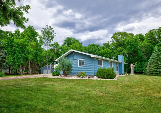 Photo 4 of Single family home for sale at 605 Sheyenne St, Horace, ND 58047 | MLS# 7093585 | Listing updated on 2026-10-08
