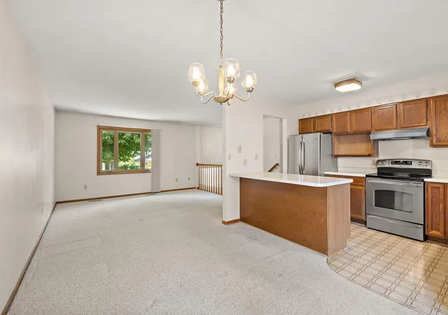 Photo 4 of Sale Pending at 5612 Clearwater Rd NW, Rochester, MN 55901 | MLS# 7093588 | Listing updated on 2026-08-26