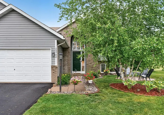 Homes for sale in Forest Lake, MN | 20742 Grafton Ave N, Forest Lake, MN 55025 | MLS# 7093596