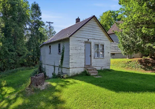 Photo 3 of Single family home for sale at 310 SW 8th Avenue, Grand Rapids, MN 55744 | MLS# 7093602 | Listing updated on 2026-07-27
