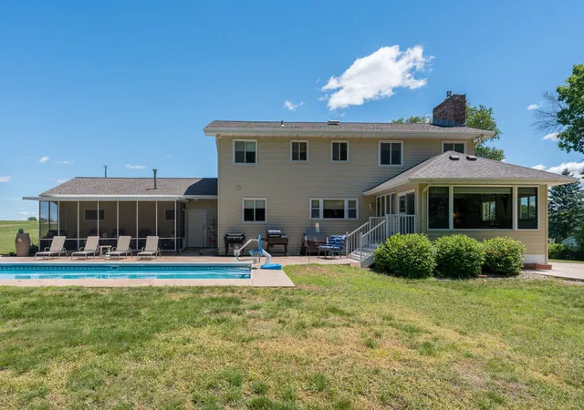 4th image of 24100 577Th Ln, Mankato, MN 56001 | MLS# 7093608