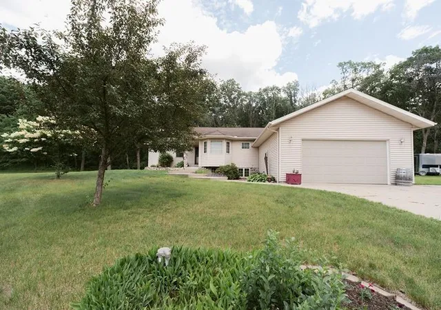 Homes for sale in Little Falls, MN | 11092 Harness Rd, Little Falls, MN 56345 | MLS# 7093675