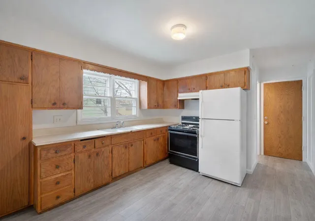 Photo 5 of House for sale at 1094 25th Avenue SE, Minneapolis, MN 55414 | MLS# 7093682 | Listing updated on 2026-08-10