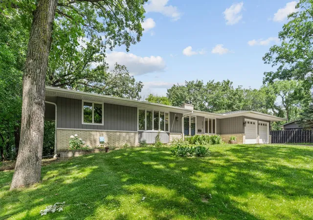 Photo 3 of Sale Pending at 5010 Diane Dr, Hopkins, MN 55343 | MLS# 7093686 | Listing updated on 2026-10-09