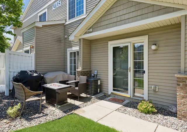 Homes for sale in Plymouth, MN | 5035 Garland Ln N #5035E, Plymouth, MN 55446 | MLS# 7093705