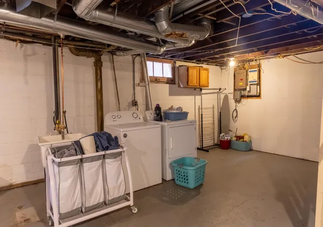 18th image of 3706 Dupont Ave N, Minneapolis, MN 55412 | MLS# 7093723