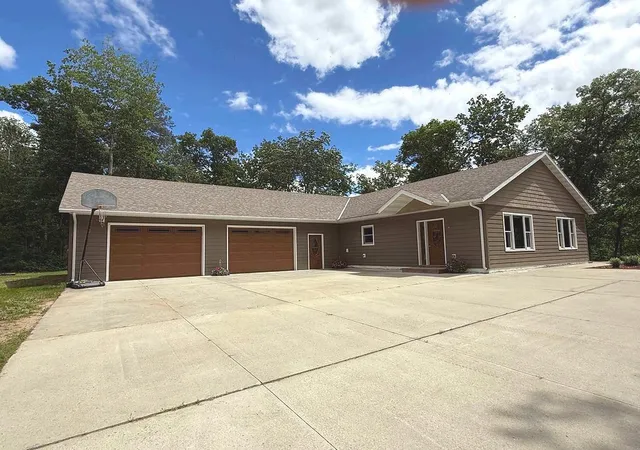 3rd image of 21641 Duck Lake Dr, Menahga, MN 56464 | MLS# 7093772