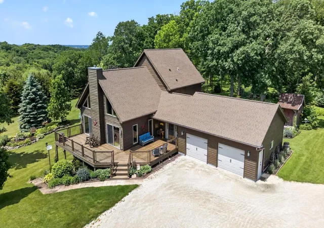 1st image of 31631 Ma Dailey Rd, Utica, MN 55979 | MLS# 7093776