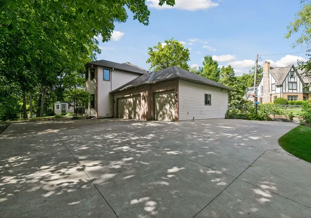 2nd image of 5020 Minneapolis Ave, Mound, MN 55364 | MLS# 7093800