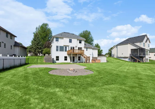 Photo 3 of Sale Pending at 10577 Alamo St NE, Minneapolis, MN 55449 | MLS# 7093801 | Listing updated on 2026-08-24