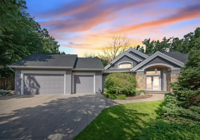 Homes for sale in Minnetonka, MN | 2700 Ashbourne Rd, Minnetonka, MN 55391 | MLS# 7093802