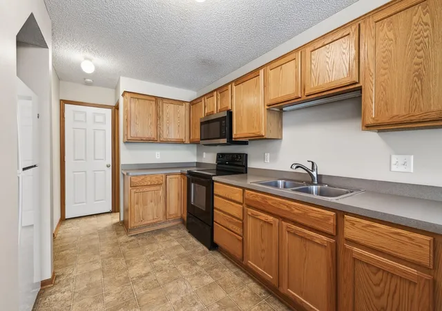 Homes for sale in Albertville, MN | 6213 Maclynn Ave Ne, Albertville, MN 55301 | MLS# 7093806