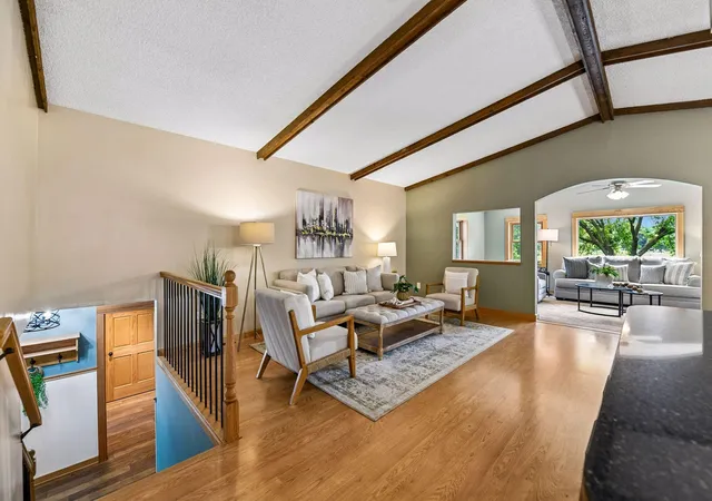 4th image of 6527 Meadowlark Ln N, Maple Grove, MN 55369 | MLS# 7093810