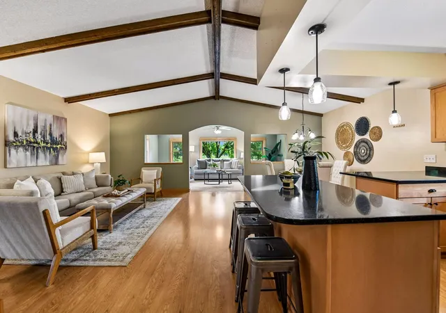 5th image of 6527 Meadowlark Ln N, Maple Grove, MN 55369 | MLS# 7093810