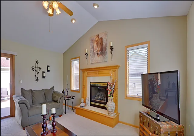4th image of 9202 Windsor Ter, Brooklyn Park, MN 55443 | MLS# 7093872