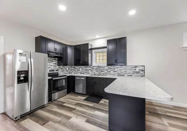 3rd image of 875 E King St, Winona, MN 55987 | MLS# 7093952