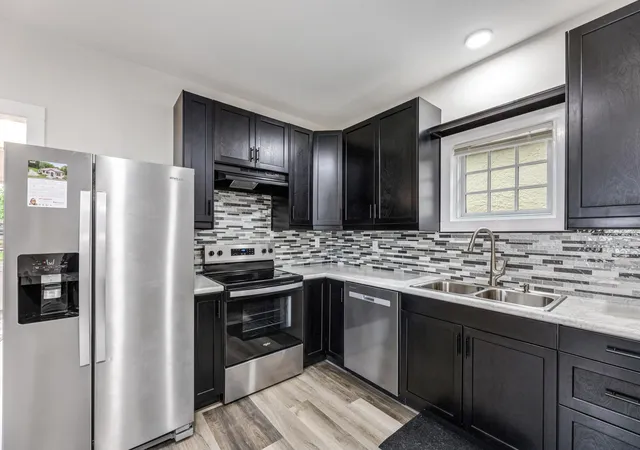 4th image of 875 E King St, Winona, MN 55987 | MLS# 7093952