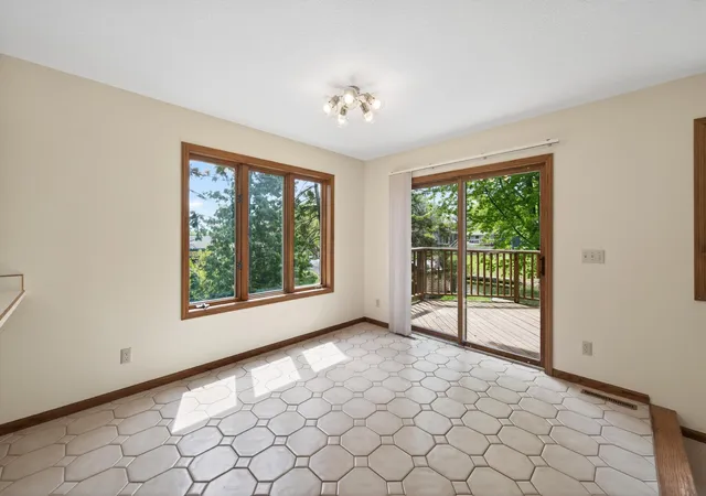 Homes for sale in Minnetrista, MN | 3290 Williams Ln, Minnetrista, MN 55364 | MLS# 7093959