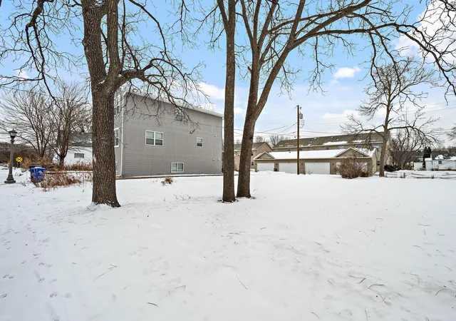 3rd image of 774 W Forster St, Saint Paul, MN 55102 | MLS# 7093969