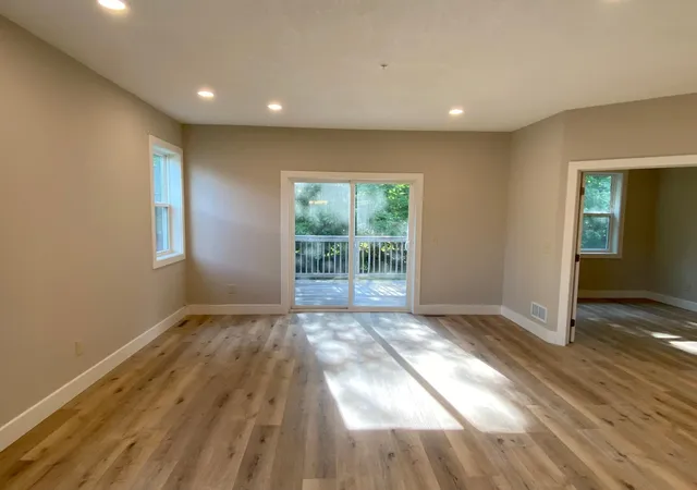 4th image of 6060 Boulder Ridge Dr, Rockford, MN 55373 | MLS# 7094091