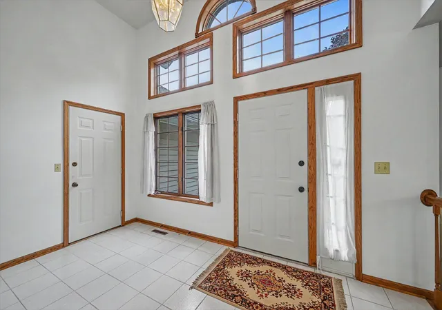Homes for sale in Woodbury, MN | 2522 Windsor Ln, Woodbury, MN 55125 | MLS# 7094095