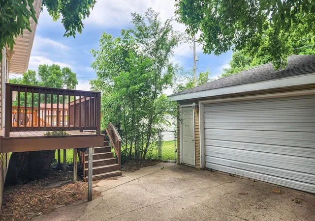 30th image of 1305 16 1/2 St S, Fargo, ND 58103 | MLS# 7094116
