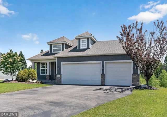 Homes for sale in White Bear Twp, MN | 1144 Pine Hill Ln, White Bear Twp, MN 55127 | MLS# 7094152