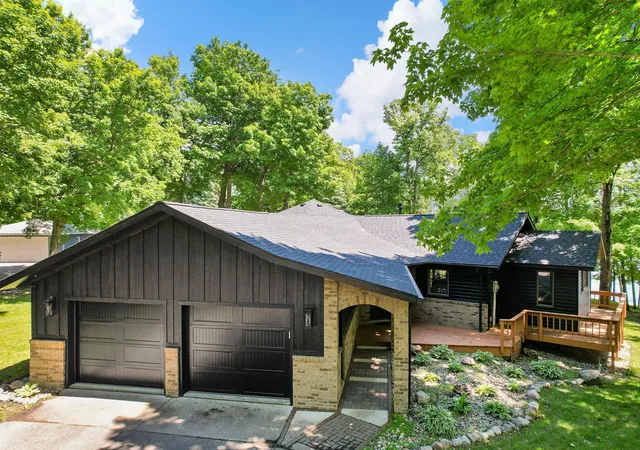 Photo 2 of Single family home for sale at 16449 Sugar Is Rd, Audubon, MN 56511 | MLS# 7094182 | Listing updated on 2026-08-28
