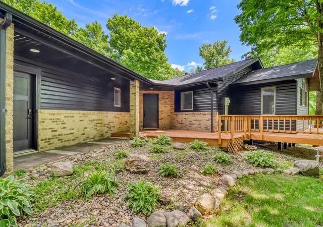 Photo 3 of Single family home for sale at 16449 Sugar Is Rd, Audubon, MN 56511 | MLS# 7094182 | Listing updated on 2026-08-28