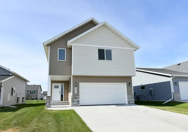 Homes for sale in Horace, ND | 6314 82nd Ave S, Horace, ND 58047 | MLS# 7094186