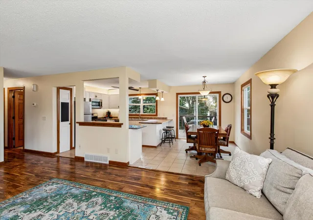 Homes for sale in Prior Lake, MN | 5281 Shore Trl Ne, Prior Lake, MN 55372 | MLS# 7094205