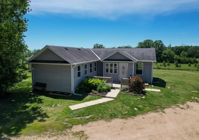 4th image of 57582 398Th St, New York Mills, MN 56567 | MLS# 7094210