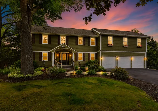 Homes for sale in Eden Prairie, MN | 9882 Purgatory Rd, Eden Prairie, MN 55347 | MLS# 7094218