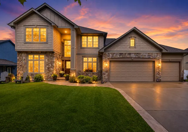1st image of 5606 Alexandra Dr, Mound, MN 55364 | MLS# 7094226