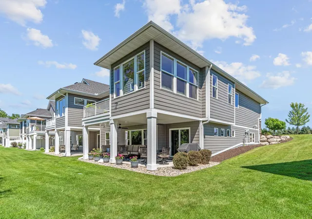 Photo 3 of Single family home for sale at 17091 Kerrick Ct, Lakeville, MN 55044 | MLS# 7094234 | Listing updated on 2026-09-22