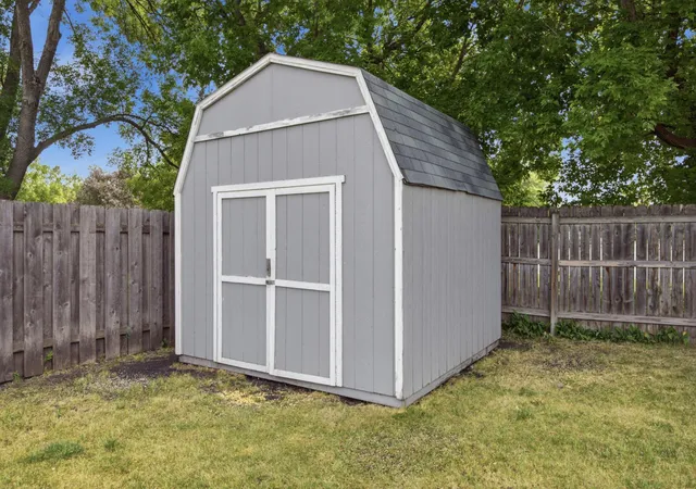 5th image of 57 Prairiewood Dr S, Fargo, ND 58103 | MLS# 7094309
