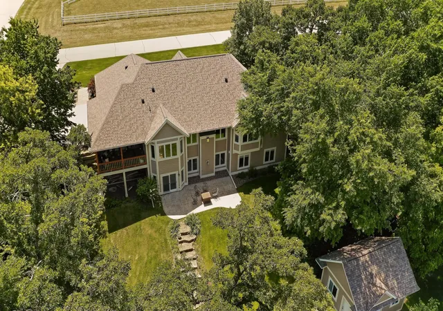 2nd image of 570 River Park Rd Se, Oronoco, MN 55960 | MLS# 7094311