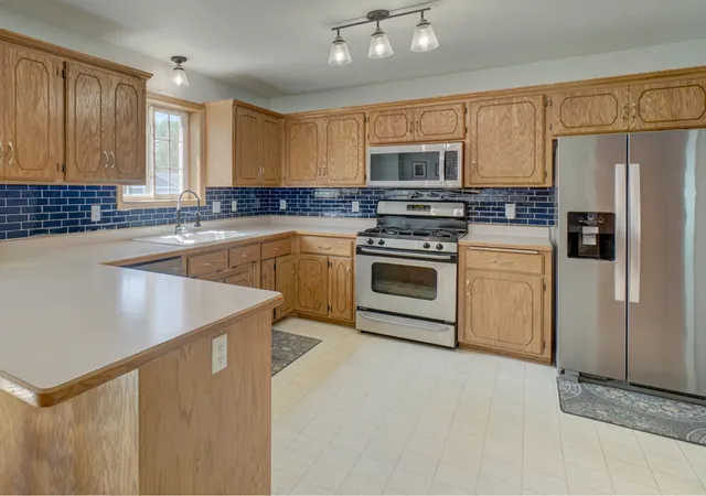 Homes for sale in Forest Lake, MN | 935 2Nd Ave Sw, Forest Lake, MN 55025 | MLS# 7094325