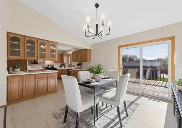 1st image of 1193 Shawmut St S, Shakopee, MN 55379 | MLS# 7094327