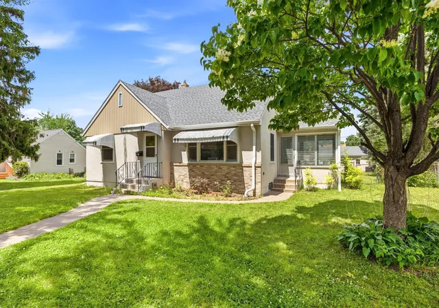 Photo 2 of Single family home for sale at 1951 Fremont Ave E, Saint Paul, MN 55119 | MLS# 7094370 | Listing updated on 2026-08-27