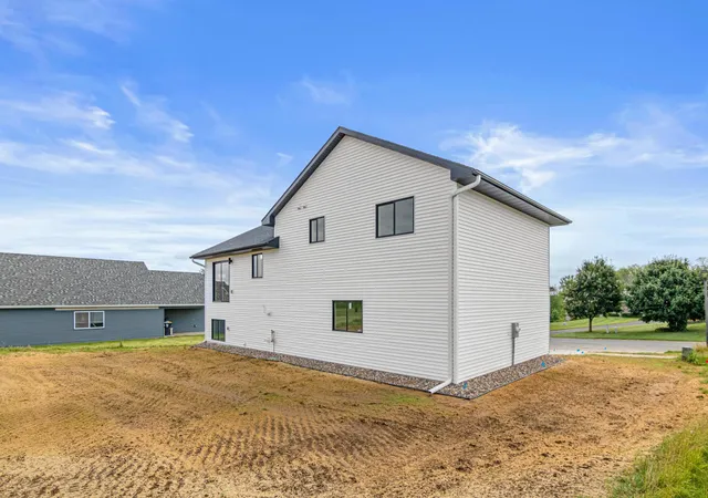 Homes for sale in Ellsworth, WI | 829 N Grant St, Ellsworth, WI 54011 | MLS# 7094395