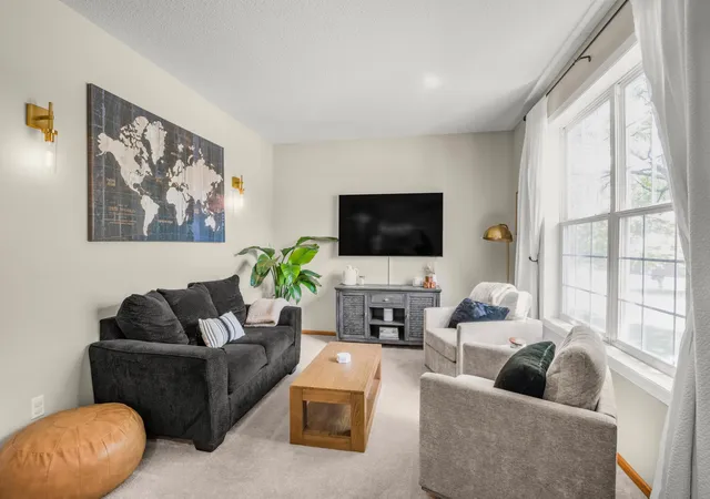 5th image of 15350 Elm Rd, Maple Grove, MN 55311 | MLS# 7094408