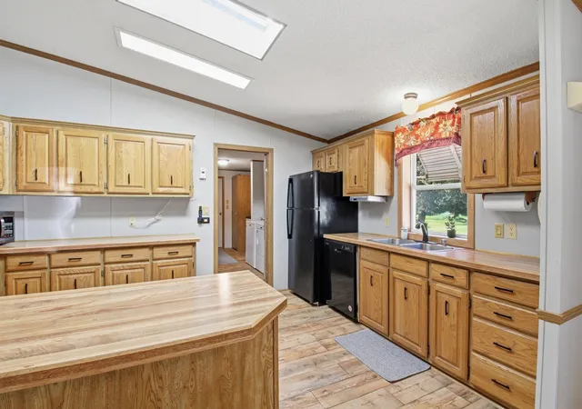 Homes for sale in New London, MN | 7001 County Road 40 Ne, New London, MN 56273 | MLS# 7094443
