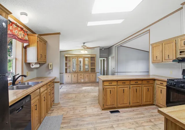 Homes for sale in New London, MN | 7001 County Road 40 Ne, New London, MN 56273 | MLS# 7094443