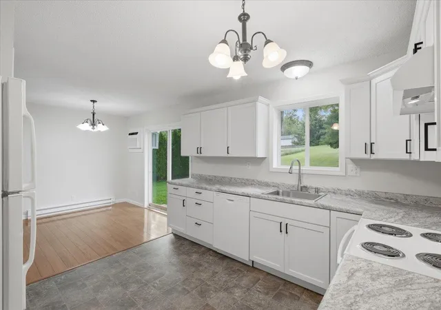 Homes for sale in New Richmond, WI | 784 Paperjack Dr, New Richmond, WI 54017 | MLS# 7094444