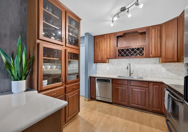 Photo 4 of Condo for sale at 121 Washington Ave S #505, Minneapolis, MN 55401 | MLS# 7094454 | Listing updated on 2026-07-13